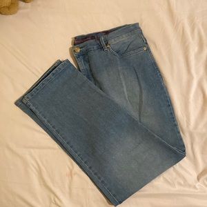 Gloria Vanderbilt Amanda Size 16S New with no tag jeans